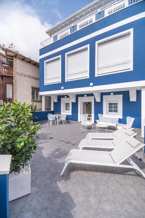 Villa Marta - Apartamentos Centricos Junto Al Mar 카스트로우르디알레스 외부 사진