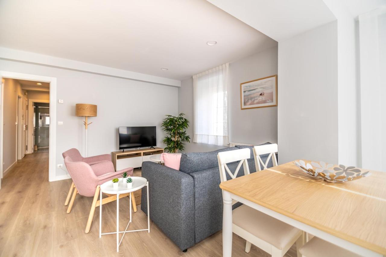 Villa Marta - Apartamentos Centricos Junto Al Mar 카스트로우르디알레스 외부 사진