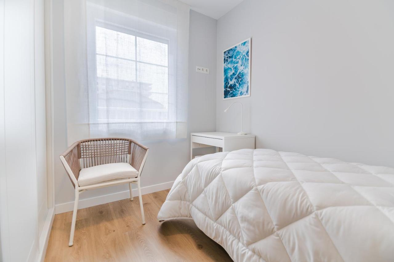 Villa Marta - Apartamentos Centricos Junto Al Mar 카스트로우르디알레스 외부 사진