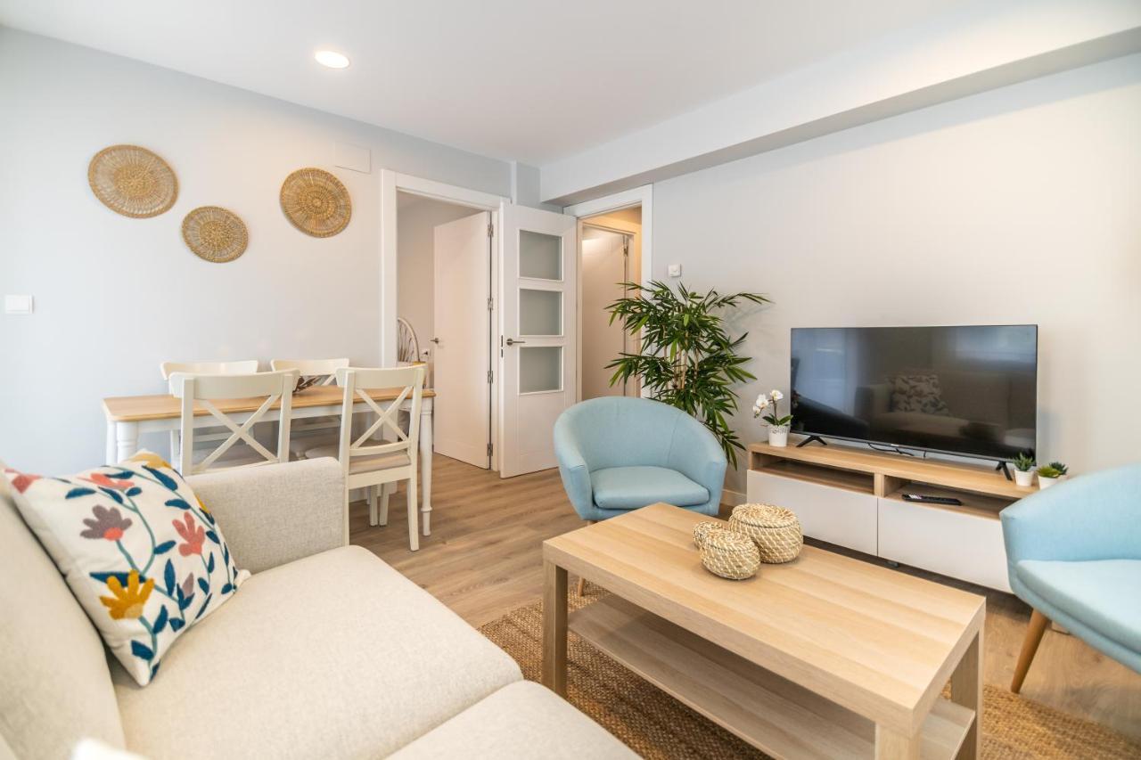 Villa Marta - Apartamentos Centricos Junto Al Mar 카스트로우르디알레스 외부 사진