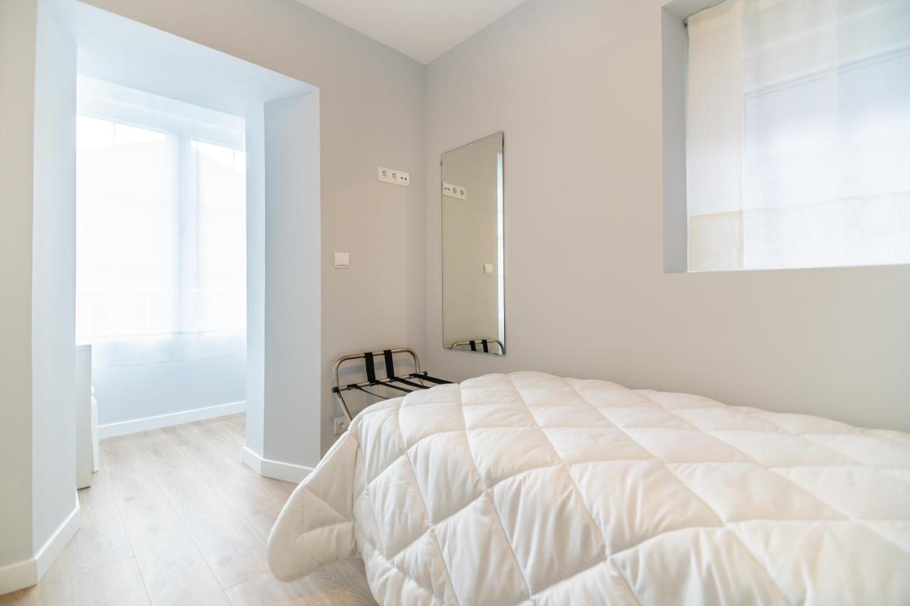 Villa Marta - Apartamentos Centricos Junto Al Mar 카스트로우르디알레스 외부 사진