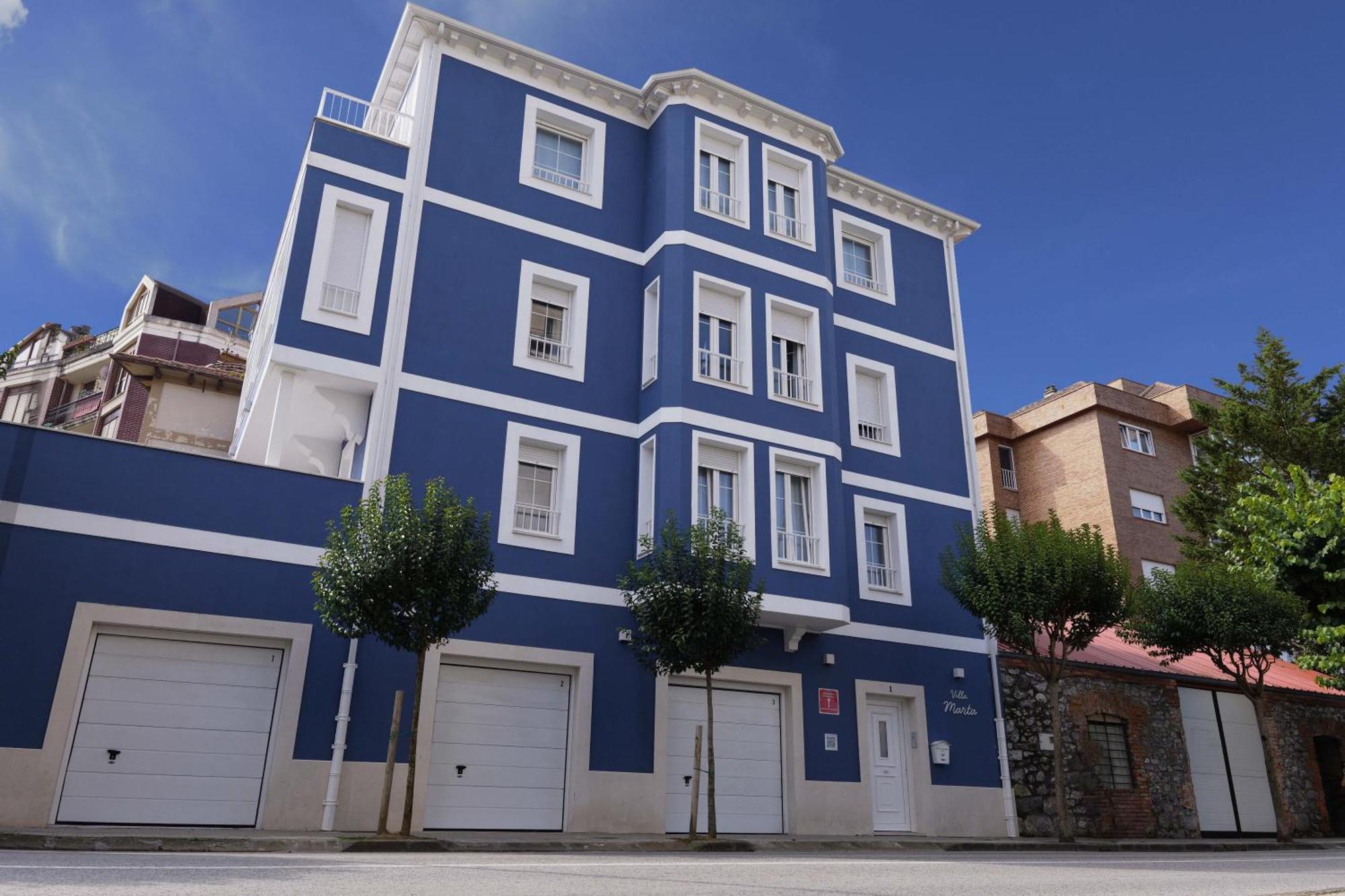 Villa Marta - Apartamentos Centricos Junto Al Mar 카스트로우르디알레스 외부 사진